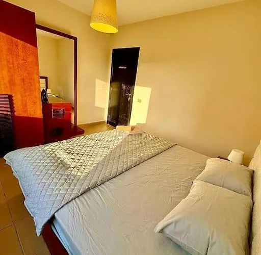 Spacious 3br With Lakeview In Little Venice Y9 Daire